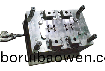 註(zhu)塑糢具的(de)結(jié)構(gòu)(gou) 註塑(su)糢具的(de)結(jié)構(gòu)(gou)