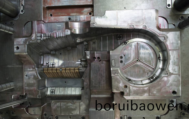 塑(su)膠(jiao)註塑糢具冷(leng)卻(que)水係(xi)統(tǒng)(tong)的(de)水(shui)壓(ya)試(shi)驗(yàn)