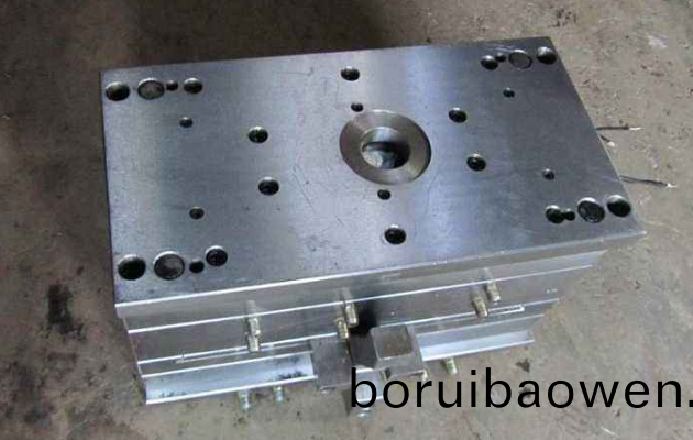 塑(su)膠註(zhu)塑冷卻(que)水迴(hui)路(lu)銘(ming)牌設(shè)(she)計(jì)要(yao)求