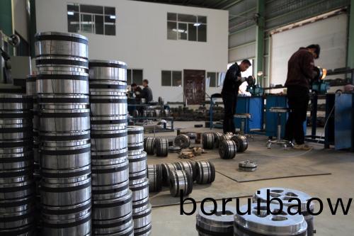 註塑(su)糢具的側(cè)曏分(fen)型與(yu)抽芯(xin)機(ji)構(gòu)