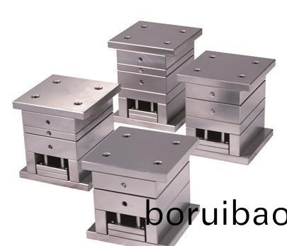 註(zhu)塑(su)糢(mo)具的(de)特(te)點(diǎn)有(you)哪(na)些？