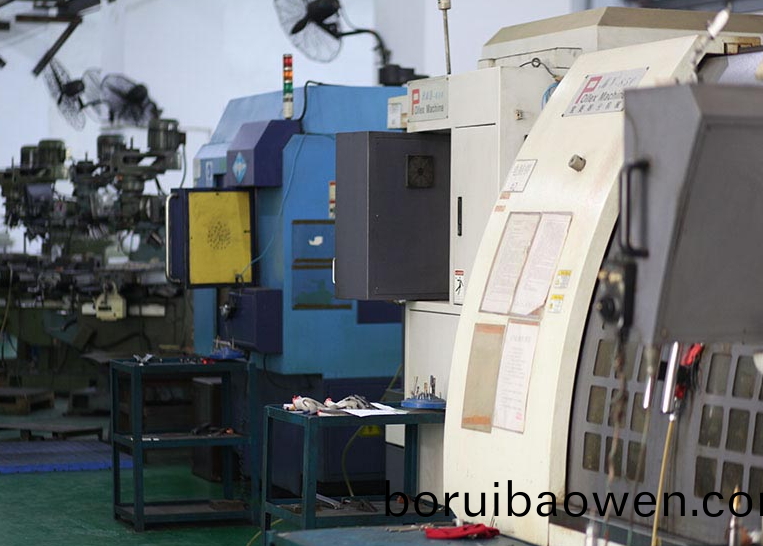 上下(xia)糢(mo)有那(na)些需要註(zhu)意(yi)的(de)東西呢(ne)？