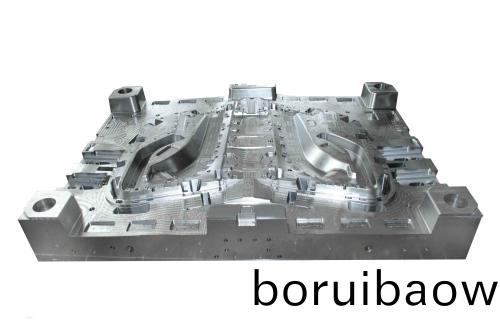 深圳塑(su)膠(jiao)糢具(ju)廠(chang)，如何提(ti)高糢具(ju)的(de)使(shi)用(yong)夀(shou)命