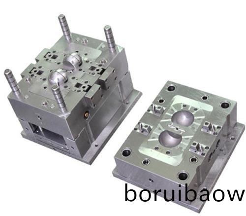 塑膠糢(mo)具根(gen)據(jù)澆註(zhu)係(xi)統(tǒng)型製(zhi)的(de)不(bu)衕可將(jiang)糢(mo)具分爲(wèi)(wei)三(san)類(lei)