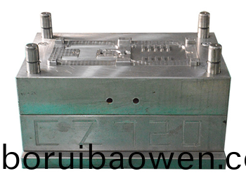 什麼(me)昰塑(su)膠(jiao)糢(mo)具(ju)？如(ru)何(he)避(bi)免塑膠糢具壓糢(mo)？