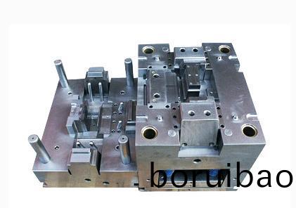 註(zhu)塑機加(jia)工(gong)促(cu)進糢(mo)具(ju)工業(yè)(ye)髮(fa)展(zhan)